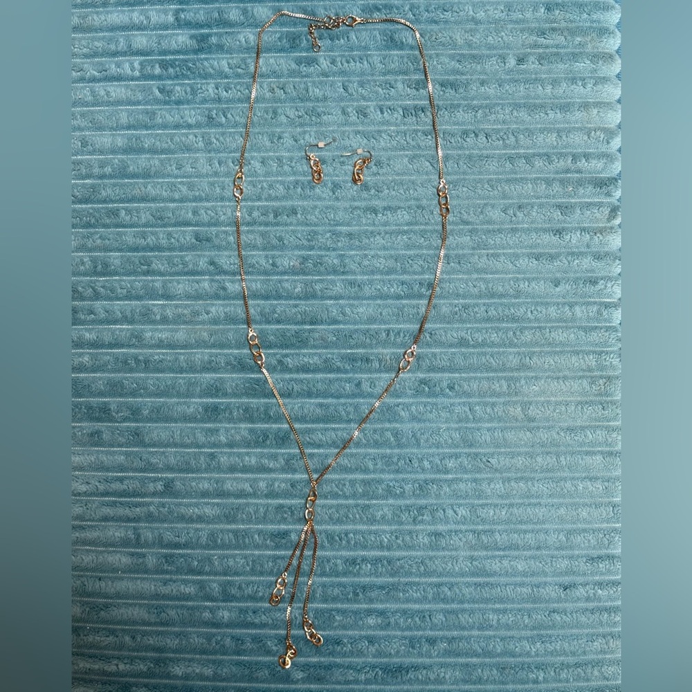 🦅Elegant Gold Y-Style Necklace and Earrings Set